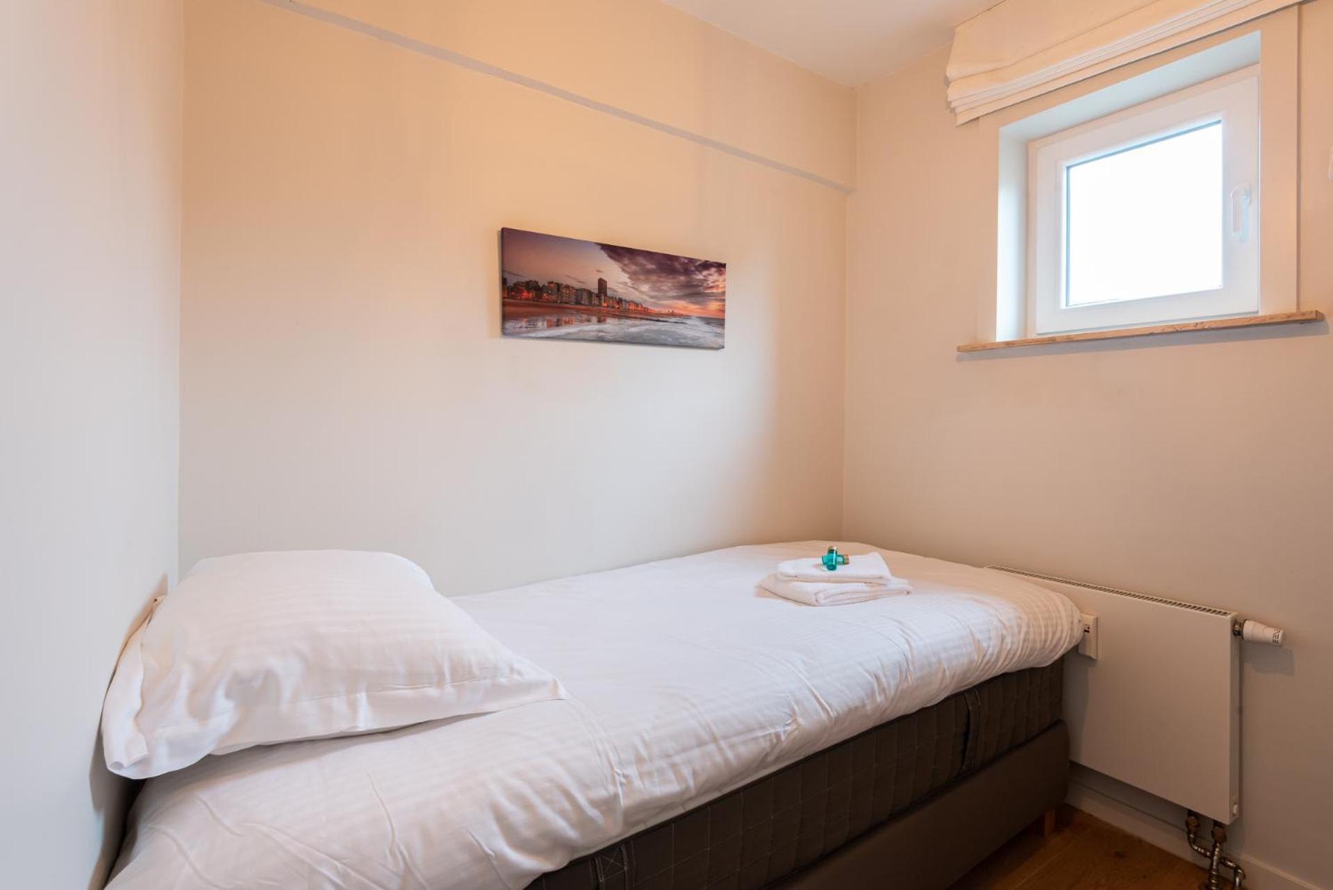 Modern Apartment With Large Terrace Close To The Sea Остенде Екстериор снимка